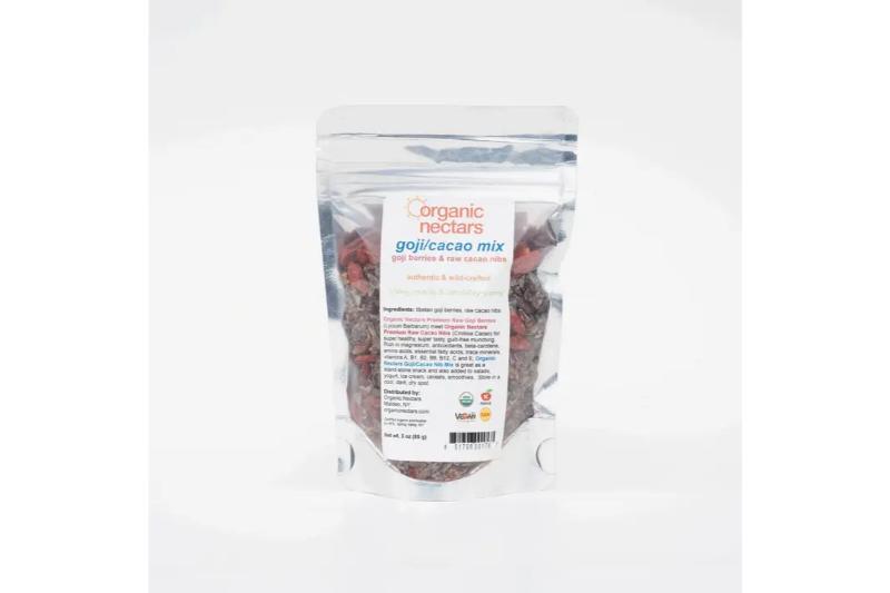 Gojiberries and Cacao Nibs Mix - 3oz